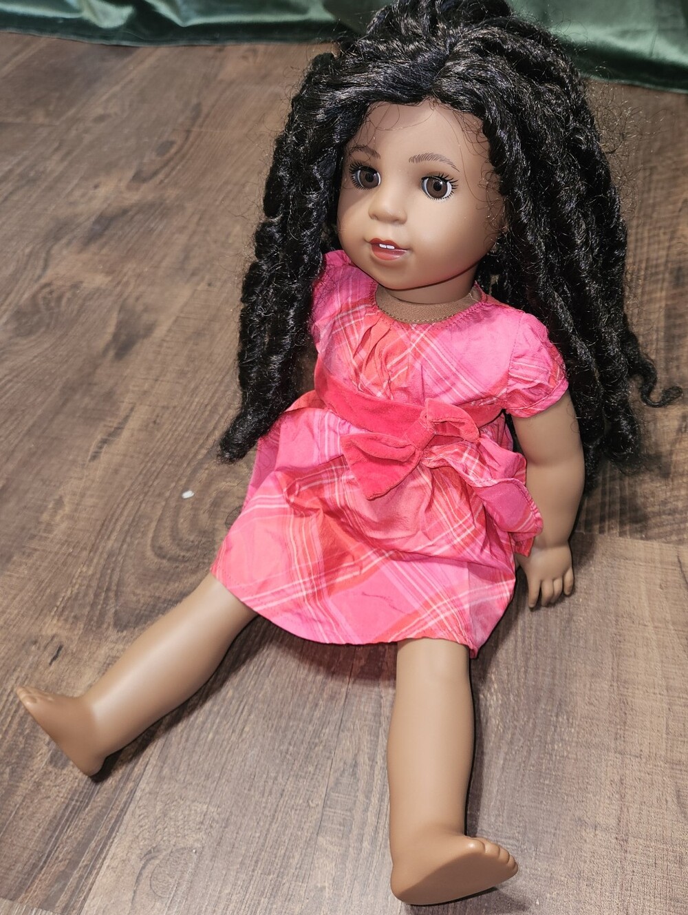 American Girl Truly Me Black Curly Hair Brown Eyes 18" Doll